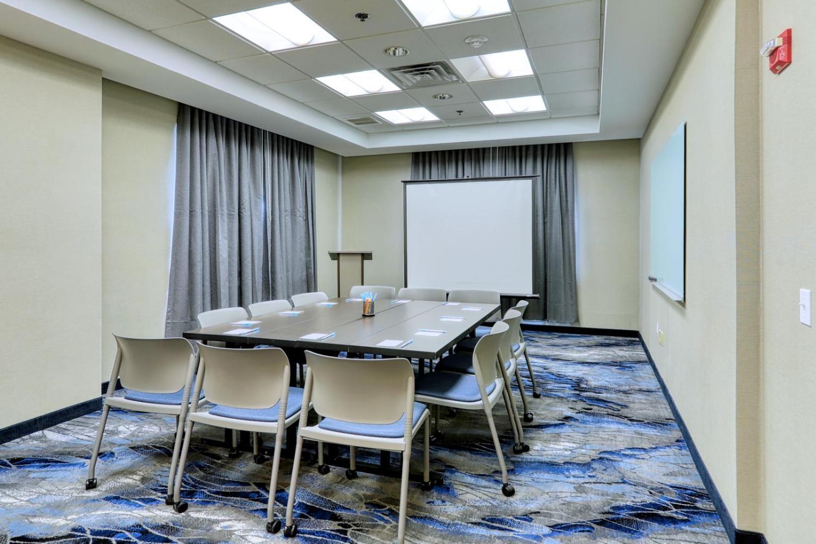 Fairfield Inn & Suites Woodbridge Авенел Экстерьер фото